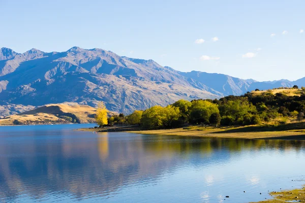 Nieuw-Zeelandse Alpen en meer — Stockfoto