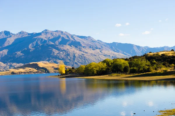 Nieuw-Zeelandse Alpen en meer — Stockfoto