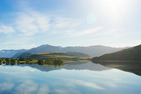 Nový Zéland Alpy a jezero — Stock fotografie