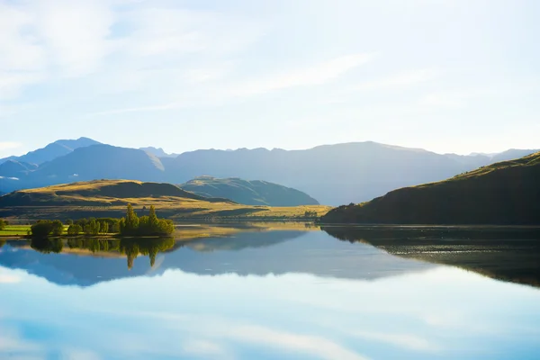 Nowa Zelandia Alpy i jezioro — Zdjęcie stockowe