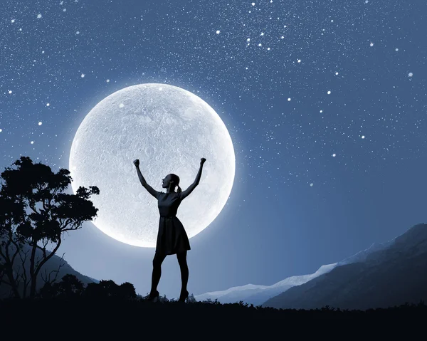 Woman and full moon — Stock Photo, Image