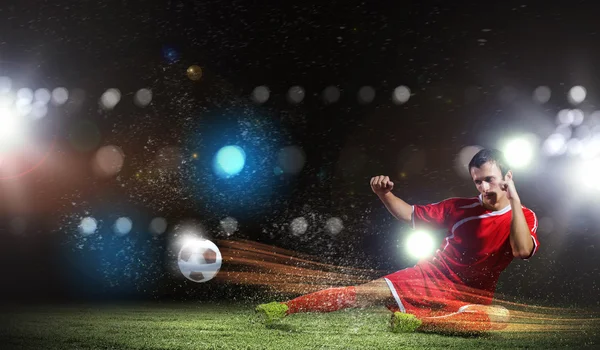 Fußballspieler im Stadion — Stockfoto