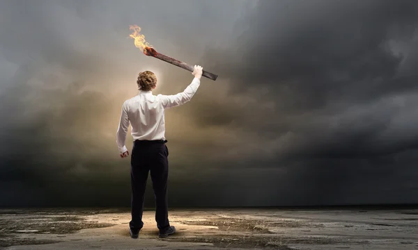 Hombre con antorcha — Foto de Stock