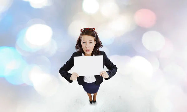 Mädchen mit Banner — Stockfoto