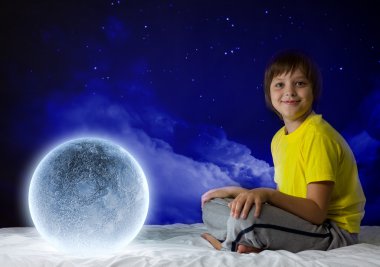 sevimli çocuk hayal