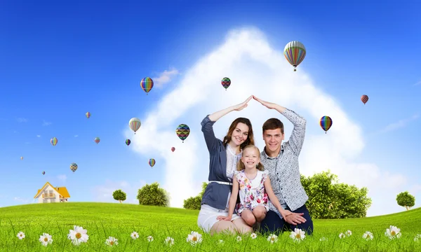 Young family — Stock Photo, Image