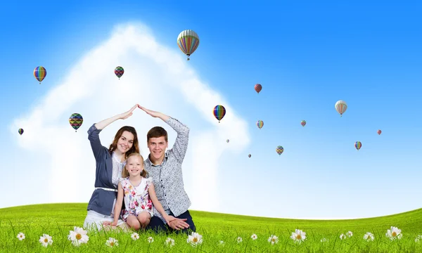 Young family — Stock Photo, Image