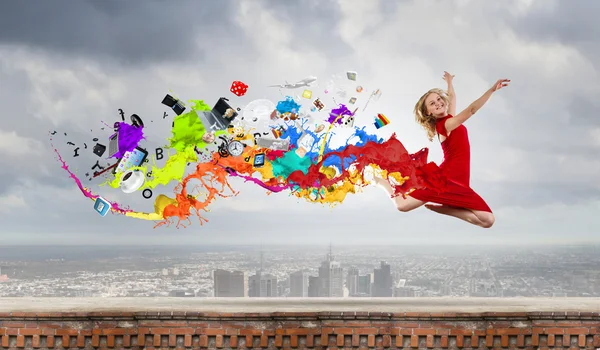 Jumping woman — Stock Photo, Image