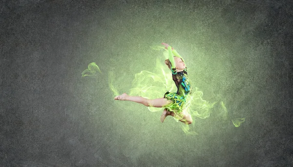 Gymnast girl — Stock Photo, Image