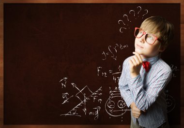 Akıllı okul çocuğu