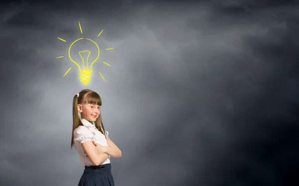 Menina bonito da idade escolar — Fotografia de Stock