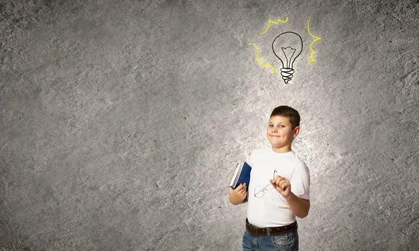 Niño en edad escolar — Foto de Stock