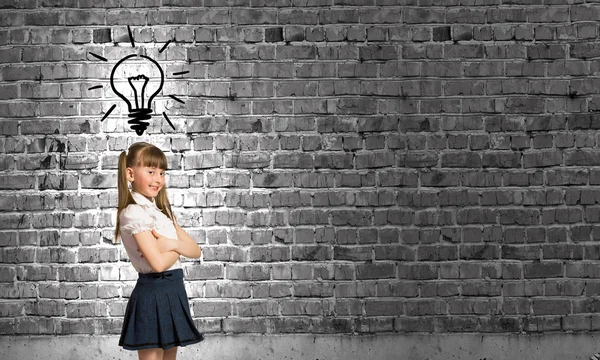 Menina bonito da idade escolar — Fotografia de Stock