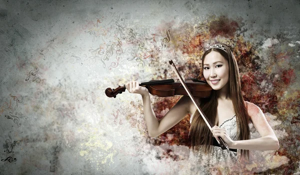 Woman violinist — Stock Photo, Image