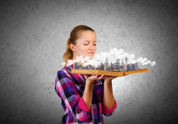 Girl with book — Stock Photo, Image