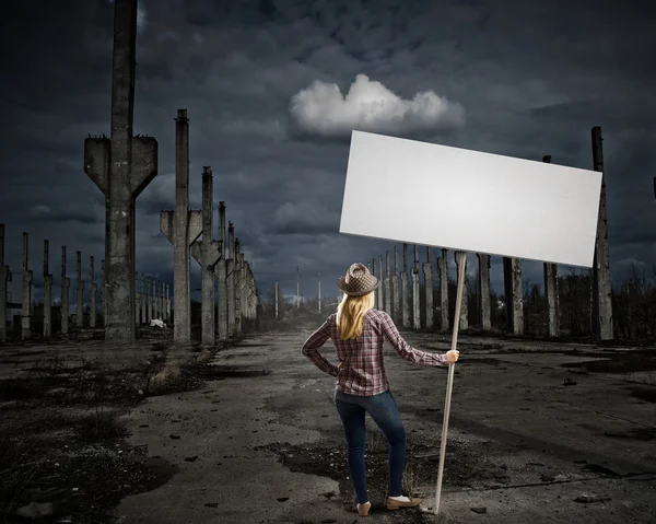 Frau mit Banner — Stockfoto