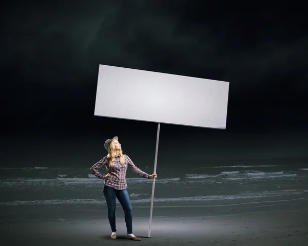 Mujer con estandarte — Foto de Stock