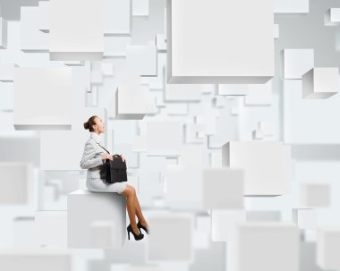 Küp üzerinde kadın