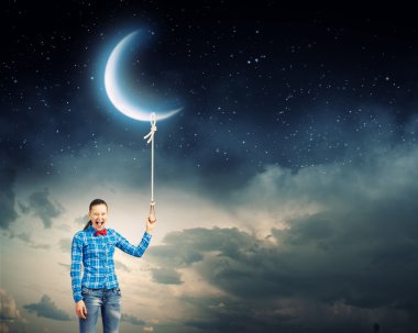 moon ile kadın
