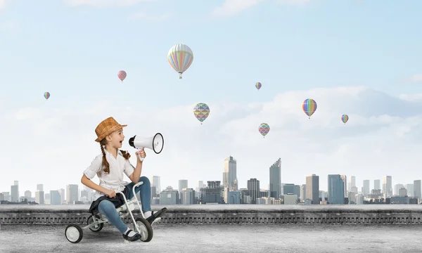 Girl riding bike — Stock Photo, Image