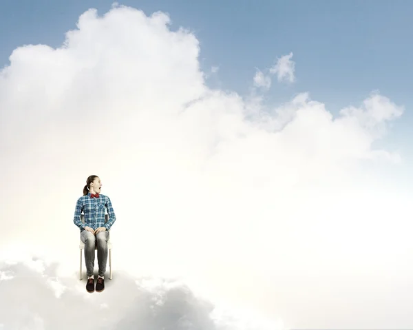 Mujer en el cielo — Foto de Stock