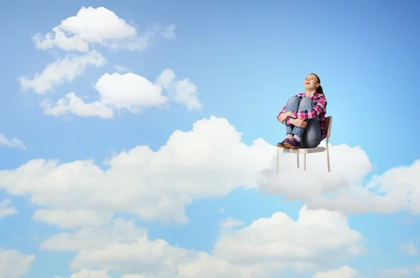 Mujer en el cielo — Foto de Stock