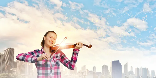 Ragazza con violino — Foto Stock