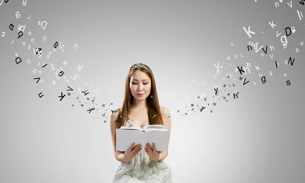 Girl with book — Stock Photo, Image