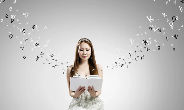 Girl with book — Stock Photo, Image