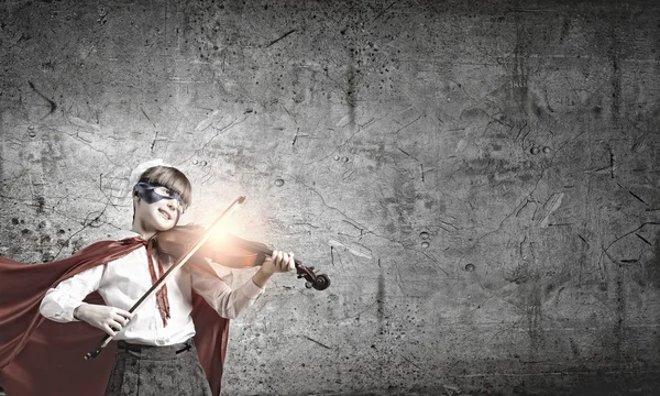 Superkid  playing violin — Stock Photo, Image