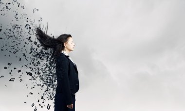 yorgun ofis çalışanı