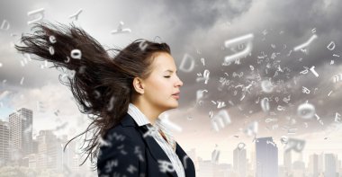 yorgun ofis çalışanı