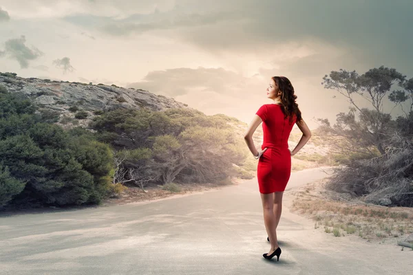 Mujer en rojo — Foto de Stock