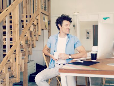 Büyük-e doğru iş ne zaman o kadar çok kendinizi evinizde