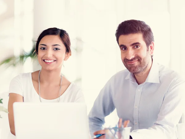 Wir bilden zusammen ein tolles Team — Stockfoto