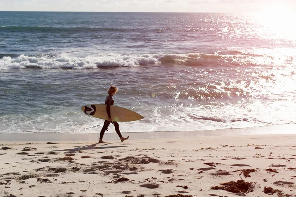 I am coming to you, ocean — Stock Photo, Image