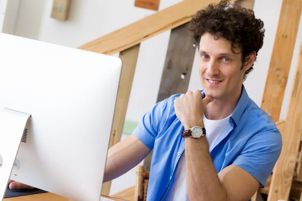 Het werk zal worden uitgevoerd — Stockfoto