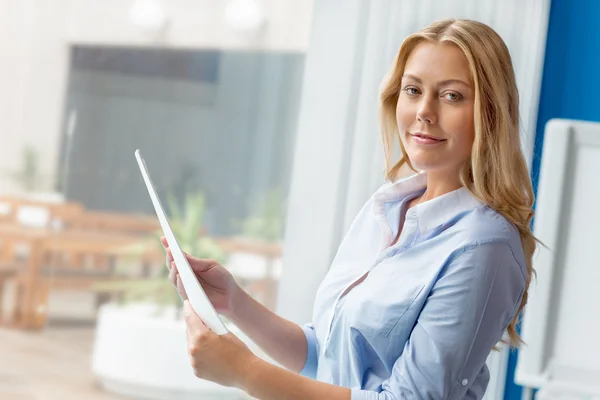 Liderando su proyecto con elegancia — Foto de Stock