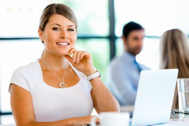 Hepimizin yapılması için bizim görevimiz vardır