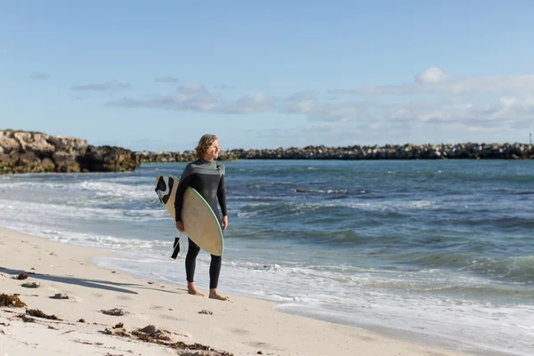 Pronti a colpire le onde — Foto Stock