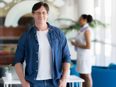 Parlak geleceği için dört gözle bekliyorum