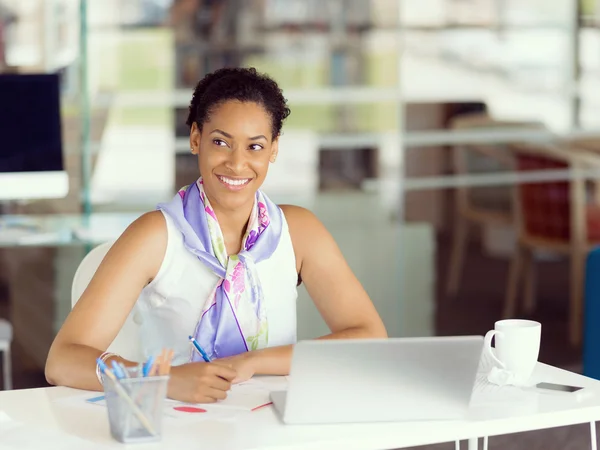 I am happy to work here — Stock Photo, Image