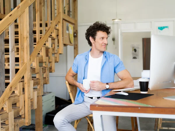 It is great to feel so much at home when at work — Stock Photo, Image