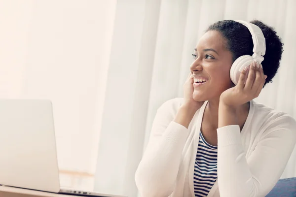 El trabajo puede ser divertido y placentero — Foto de Stock