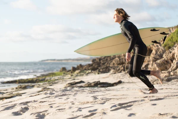 Surfing makes me feel alive — Stock Photo, Image