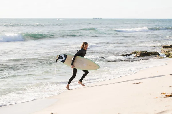 Surfen maakt me leven — Stockfoto