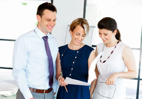 Parla con il nostro team di grandi professionisti — Foto Stock