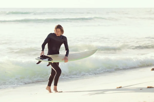 Surfen maakt me leven — Stockfoto