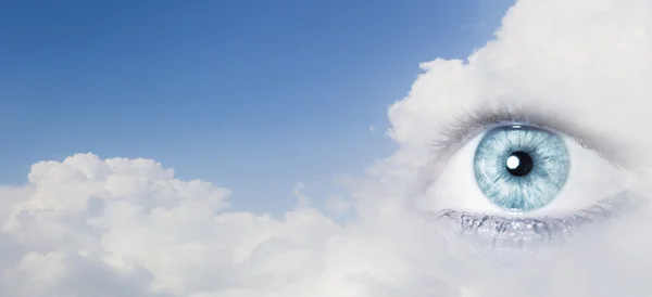 Eye in sky — Stock Photo, Image