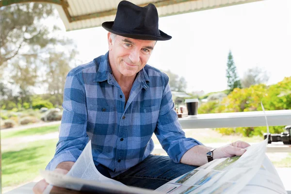 Genieten van lezing — Stockfoto